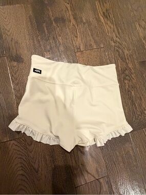 Tiger Friday Filly Bootie Dance shorts Cream Adult M
